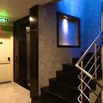 Moda 호텔 *