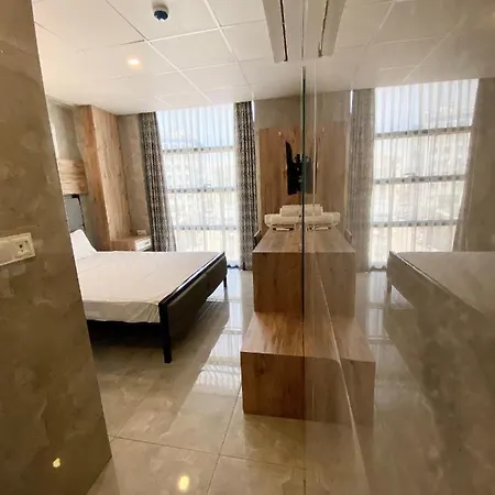Moda Otel *