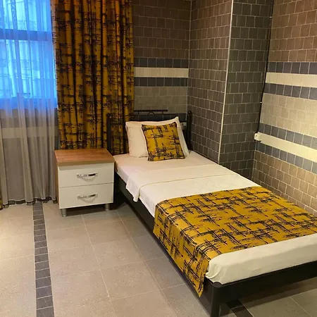 Moda Otel *